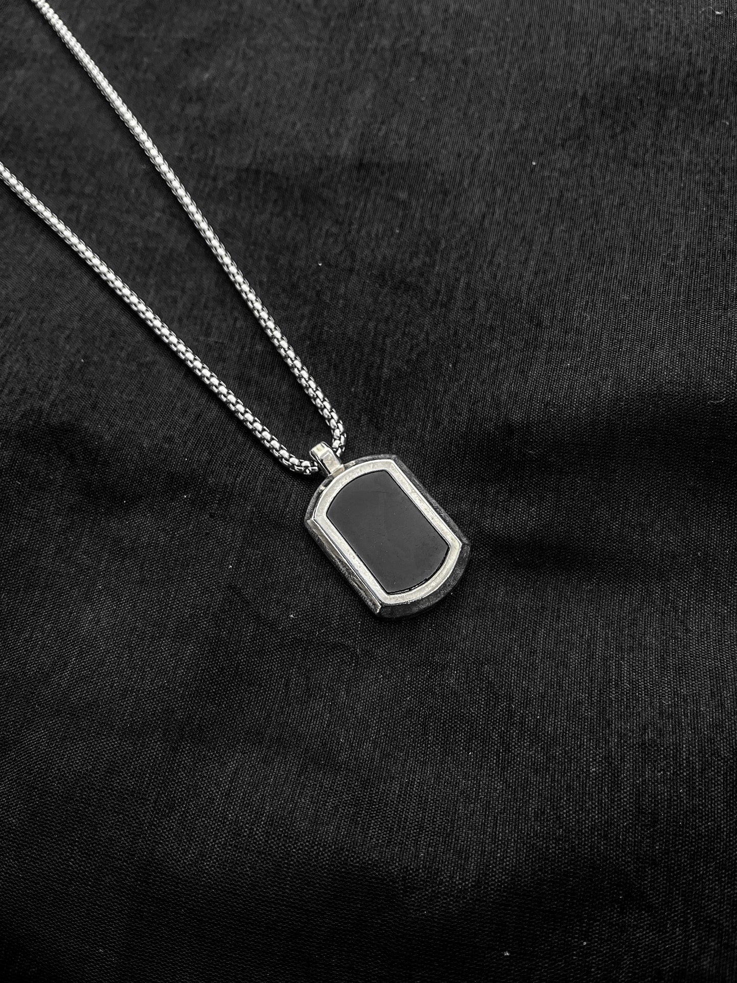 Rectangle heavy dotted chain